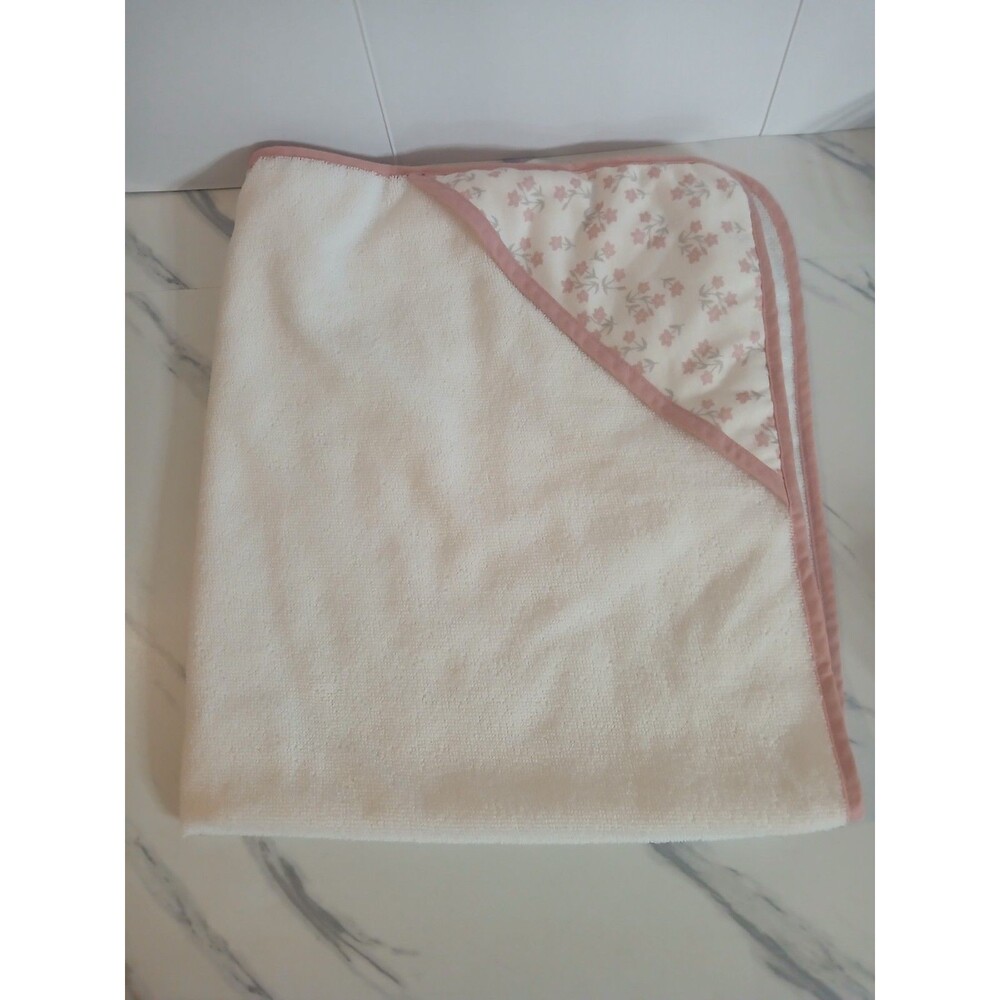 Jessica Simpson Hooded Baby Bath Towel Flower print, 29" x 26"